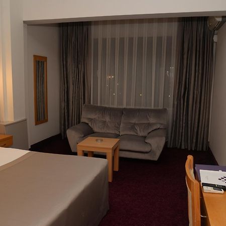 Hande Hotel Mustafakemalpasa Luaran gambar