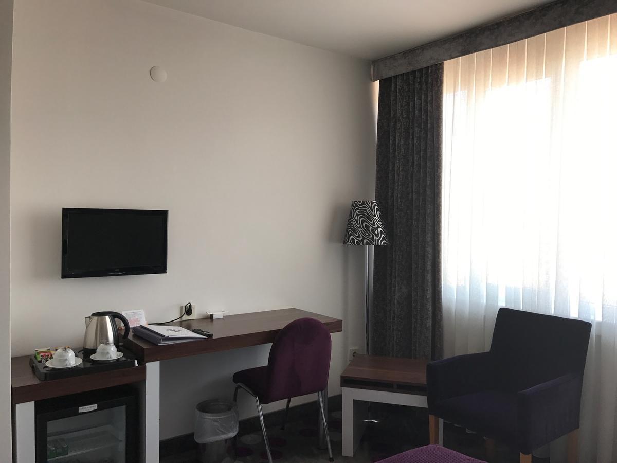 Hande Hotel Mustafakemalpasa Luaran gambar